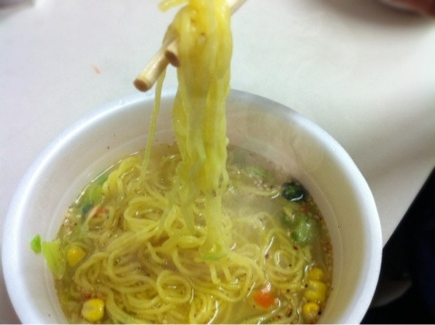 ラーメン食べ比べ かんなわ ゆの香